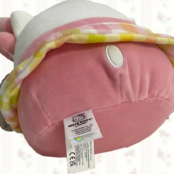 Hello Kitty Spring Squishmallow 8" - Picture 3 of 6